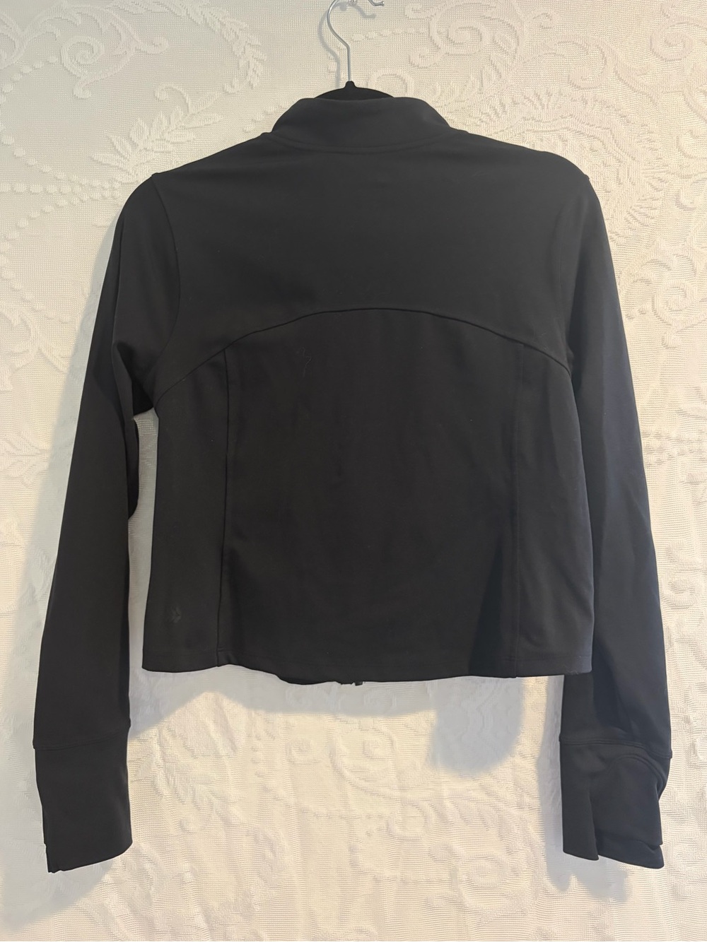 Workout zip up jacket🖤 - Picture 2 of 3